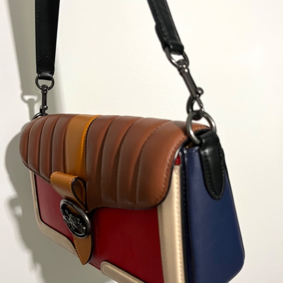 Authentic Coach Georgie Shoulder/Crossbody bag - Picture 2 of 11